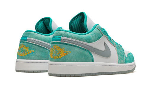 Air Jordan 1 Low SE 'New Emerald' Reps 