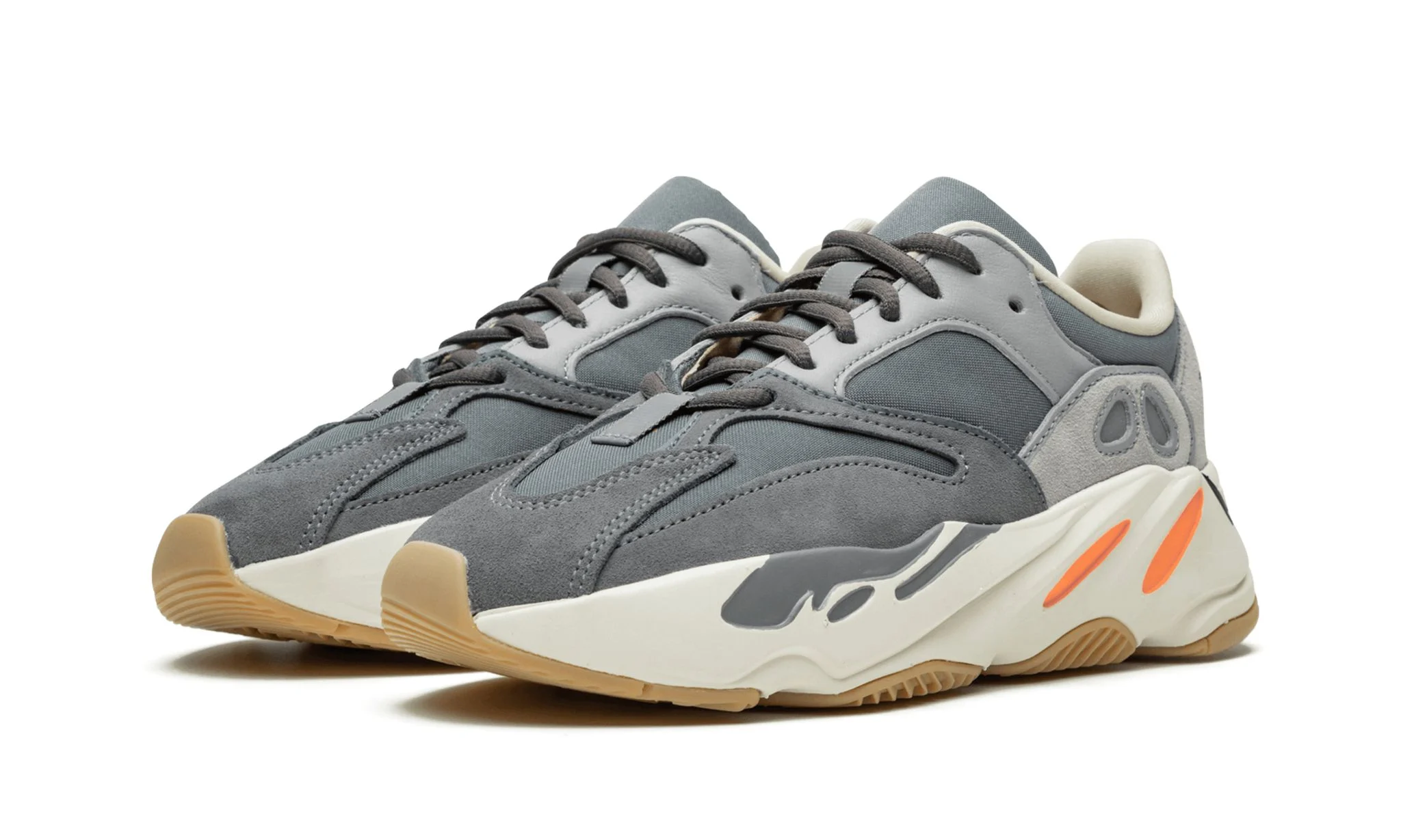 Yeezy Boost 700 'Magnet' Reps 