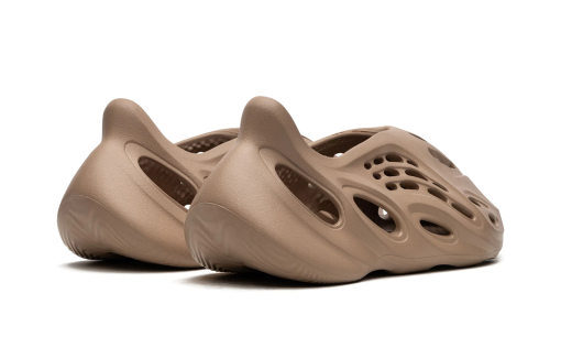 Yeezy Foam Runner 'Clay Taupe' Reps 